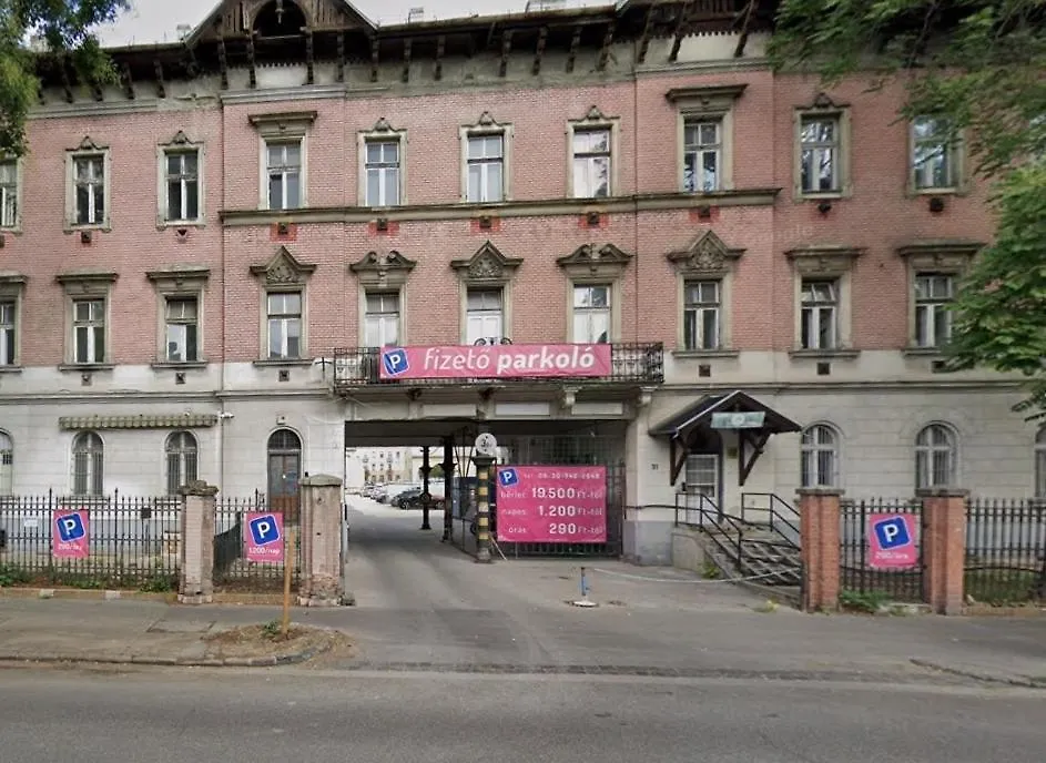 Voros Downtown Apartment With Free Parking Budapest